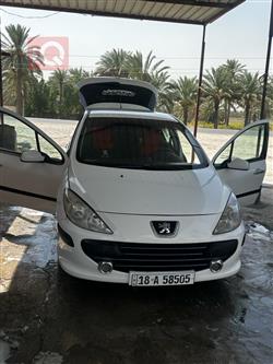 بيجو 307